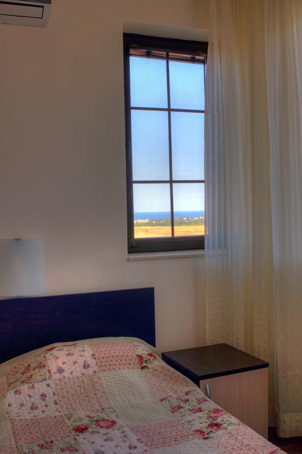 Vis Velika Bed and Breakfast Buitenkant foto