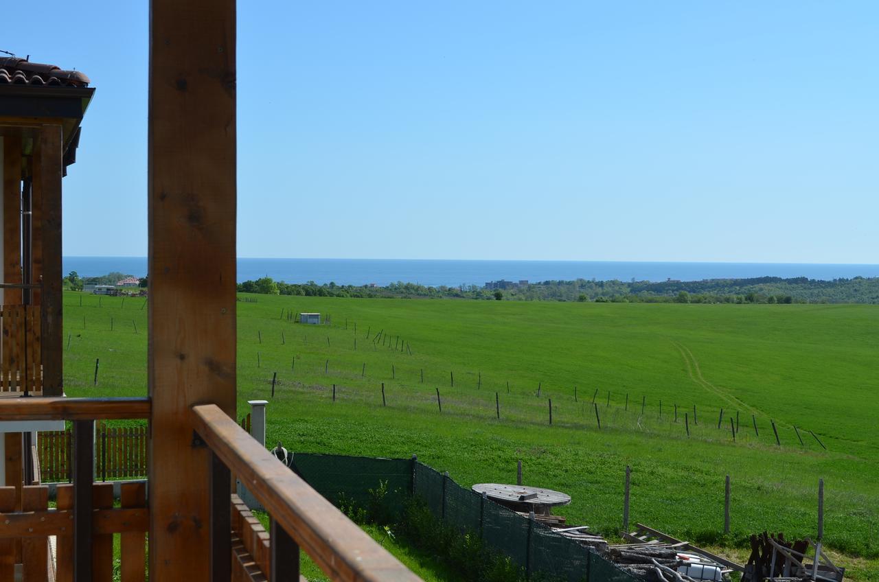 Vis Velika Bed and Breakfast Buitenkant foto